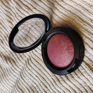 MAC Mineralize Blush in Love Thing